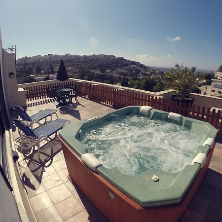 Penthouse With Jacuzzi And Private Pool