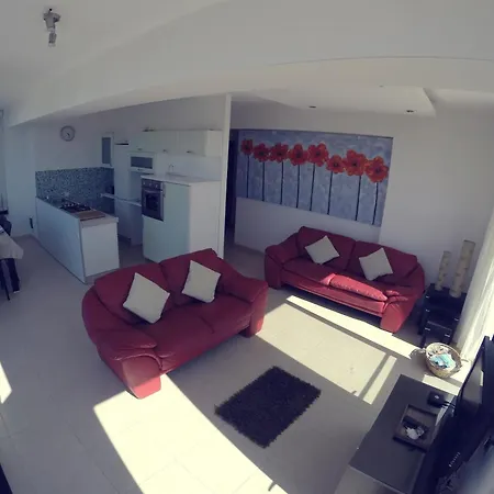 Penthouse With Jacuzzi And Private Pool Holiday home *